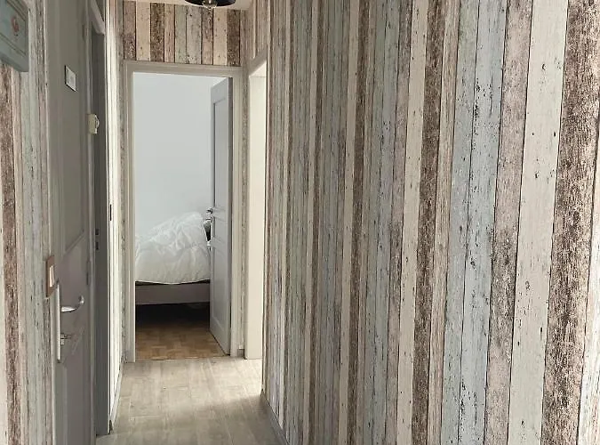 A La Casa De Papel Hébergement de vacances *