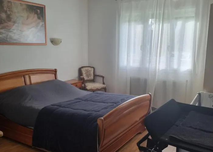 Hébergement de vacances A La Casa De Papel *